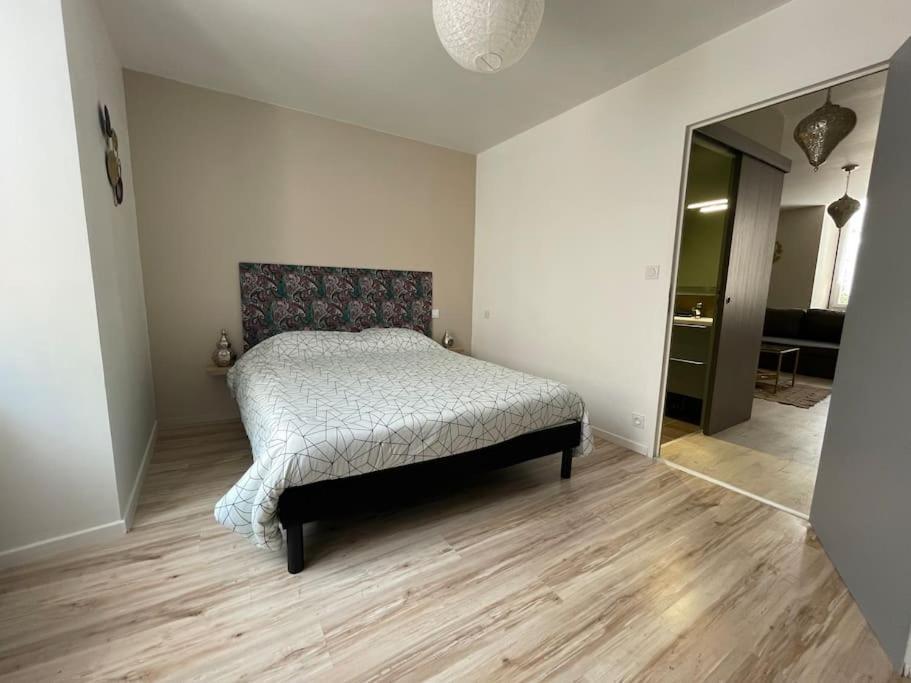 T2 Refait A Neuf Sur Le Theme Oriental Apartment Rodez Luaran gambar